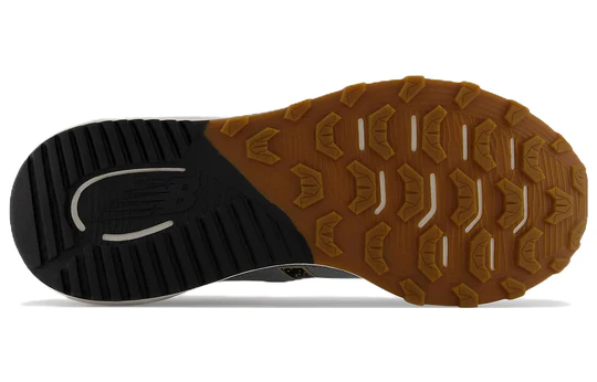 New Balance MTNTRCY4 Grey sole view