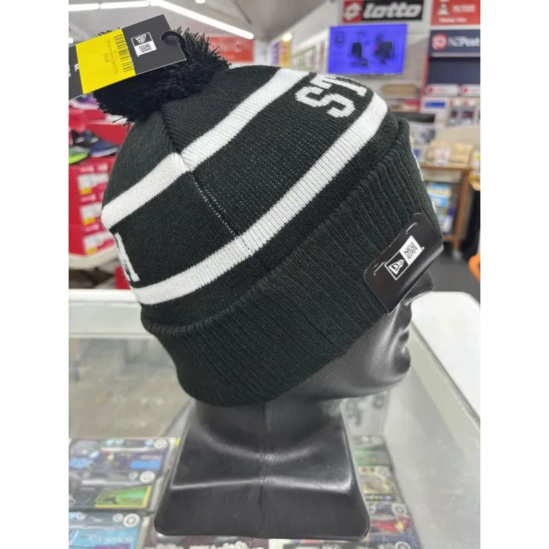 Storm Beanie Black White Right